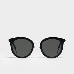 Gentle Monster Merlynn 01/ Sunglasses Black with Gold